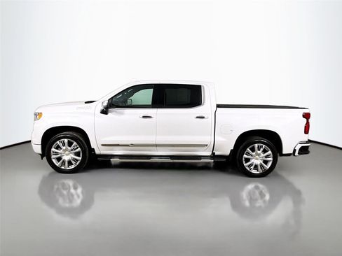 Used 2022 Chevrolet Silverado 1500 High Country w/ High Country Premium Package image 6