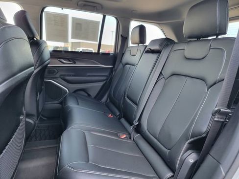 Certified 2022 Jeep Grand Cherokee Limited 4xe w/ Luxury Tech Group II image 21