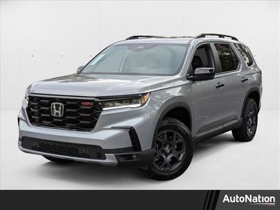 New 2025 Honda Pilot TrailSport