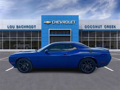 Used 2021 Dodge Challenger SXT w/ Blacktop Package image 5