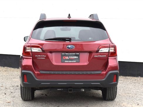 Used 2018 Subaru Outback 2.5i Premium AWD/4WD image 4