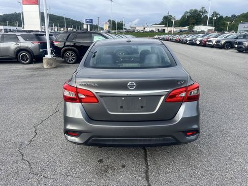 Used 2019 Nissan Sentra SV FWD image 6