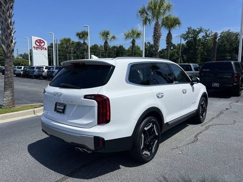 Used 2023 Kia Telluride S FWD image 10