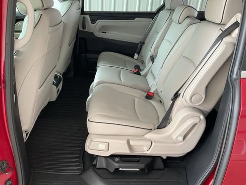 New 2026 Honda Odyssey Touring image 20
