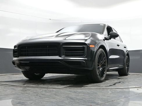 Used 2023 Porsche Cayenne GTS AWD/4WD image 48