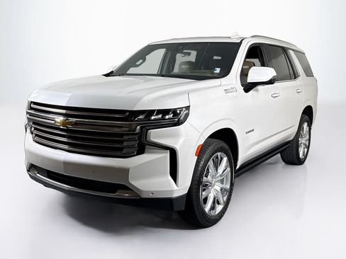 Used 2022 Chevrolet Tahoe High Country RWD image 1