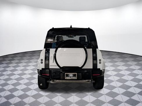 New 2026 Land Rover Defender 110 X-Dynamic SE AWD/4WD image 4