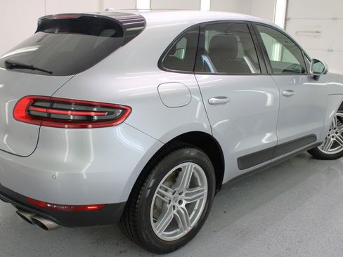 Used 2017 Porsche Macan S image 15