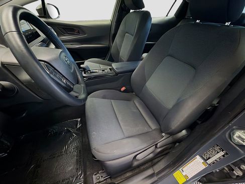 Used 2023 Toyota Prius LE image 11