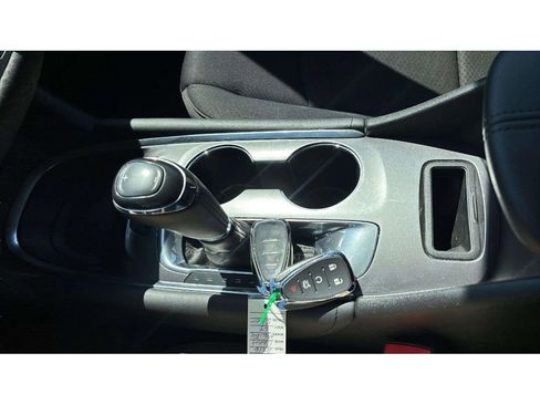 Used 2016 Chevrolet Malibu LT FWD image 21