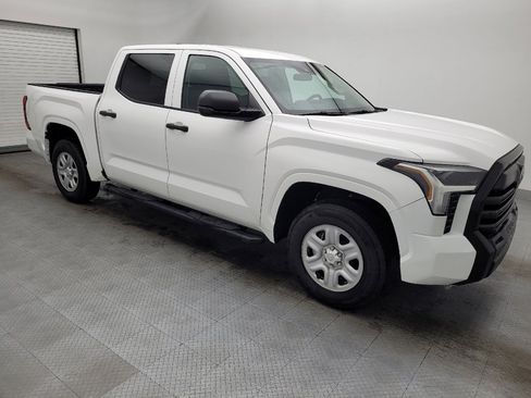 Used 2022 Toyota Tundra SR w/ SR Tow Package image 11
