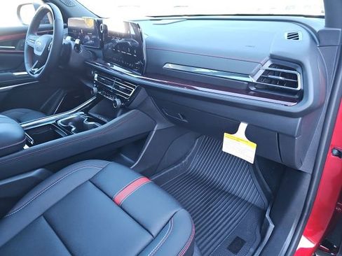 New 2026 Chevrolet Traverse RS w/ LPO, Floor Liner Package image 37