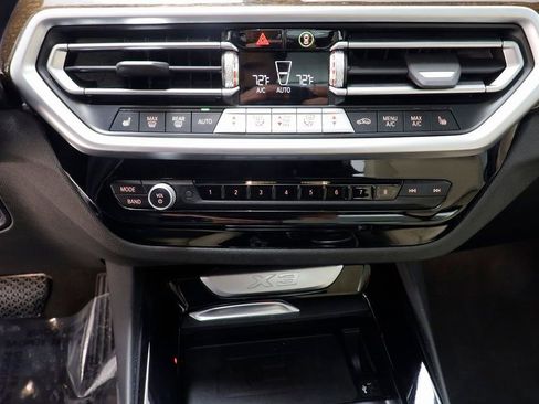 Certified 2023 BMW X3 xDrive30i w/ Premium Package image 12