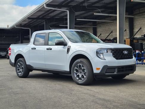New 2026 Ford Maverick XLT FWD image 31