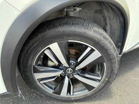 Certified 2021 Nissan Rogue Platinum AWD/4WD image 10