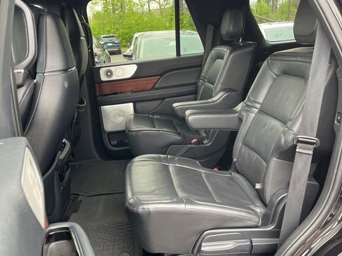 Used 2022 Lincoln Navigator Reserve AWD/4WD image 10