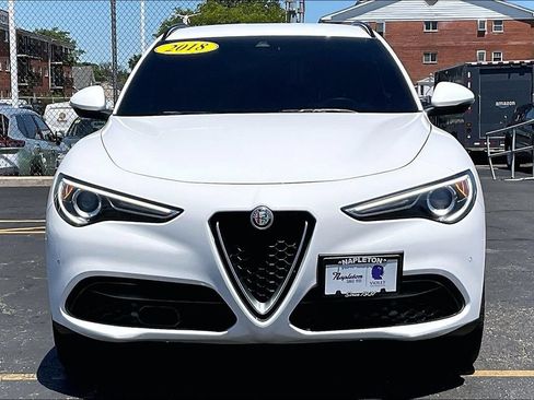 Used 2018 Alfa Romeo Stelvio Ti Sport AWD/4WD image 2