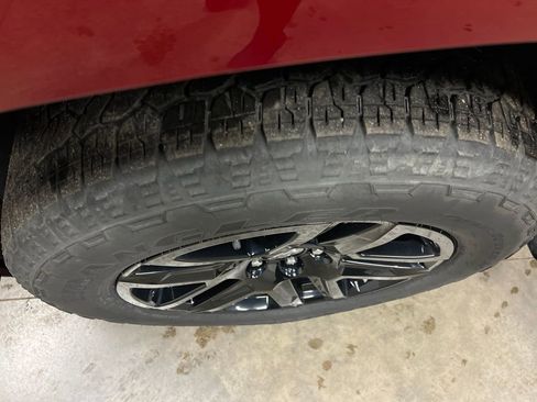 Certified 2023 Chevrolet Silverado 1500 RST image 25