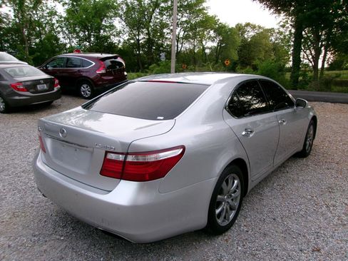 Used 2007 Lexus LS 460 RWD image 15