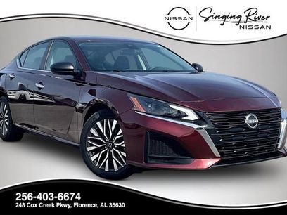 Used 2024 Nissan Altima 2.5 SV