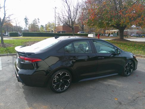 Used 2025 Toyota Corolla FX image 12