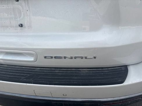 Used 2023 GMC Yukon XL Denali Ultimate AWD/4WD image 28