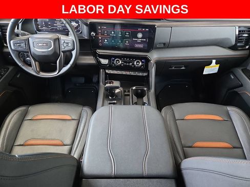 Used 2025 GMC Sierra 1500 AT4 AWD/4WD image 16