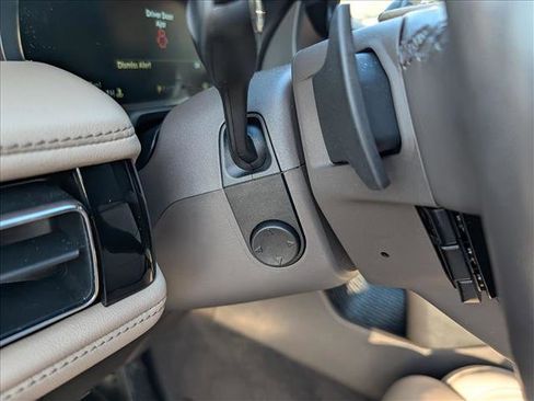 Certified 2023 Lincoln Aviator Reserve w/ Equipment Group 201A image 35