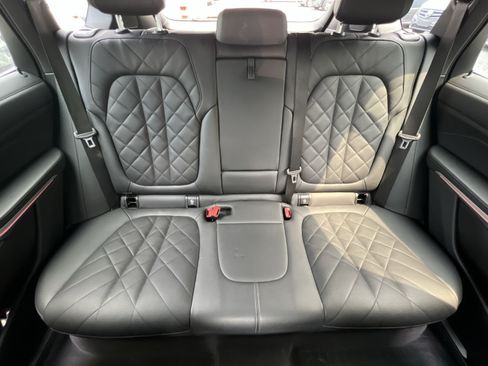 Used 2024 BMW X5 xDrive40i AWD/4WD image 15