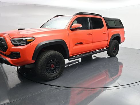 Used 2023 Toyota Tacoma TRD Pro AWD/4WD image 4