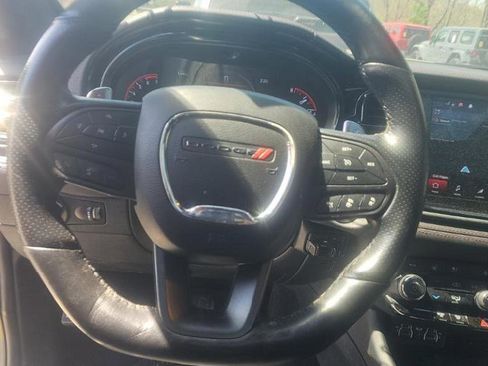 Used 2022 Dodge Durango R/T RWD image 9