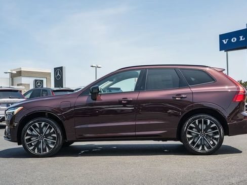 New 2026 Volvo XC60 T8 Ultra w/ Protection Package Premier AWD/4WD image 4