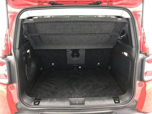 Used 2017 Jeep Renegade Trailhawk w/ Premium Trailhawk Package AWD/4WD image 25