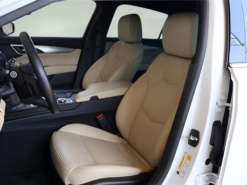 Certified 2023 Cadillac CT5 Luxury image 9