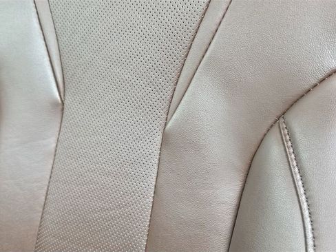 Used 2023 Acura MDX SH-AWD w/ Technology Package image 17