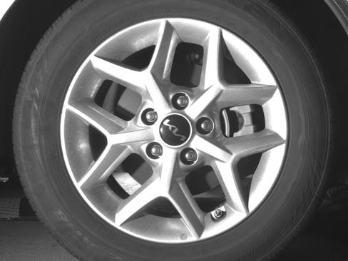 Used 2025 Kia Soul LX w/ LX Technology Package FWD image 13