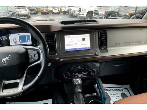 Used 2023 Ford Bronco Outer Banks image 6