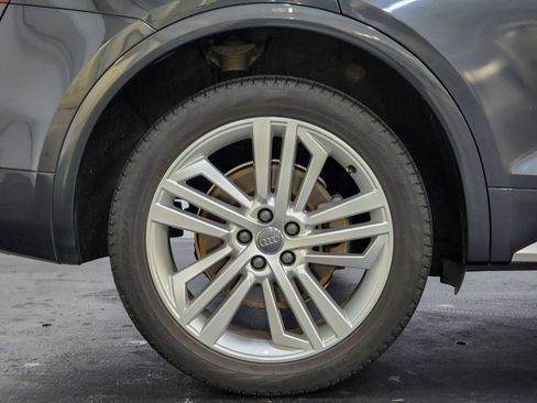 Used 2018 Audi Q5 2.0T Premium Plus w/ Premium Plus Package image 57