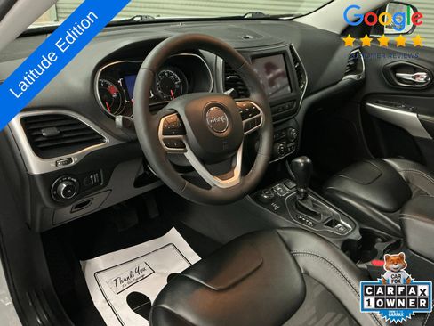 Used 2022 Jeep Cherokee Latitude AWD/4WD image 9