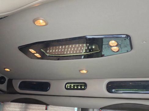 Used 2018 Ford Transit 250 148 Medium Roof w/ Exterior Upgrade Package RWD image 34
