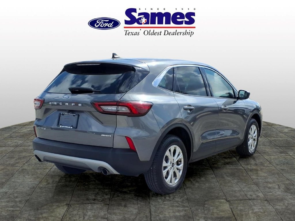 Used 2024 Ford Escape Active w/ Tech Pack #1 AWD/4WD image 4