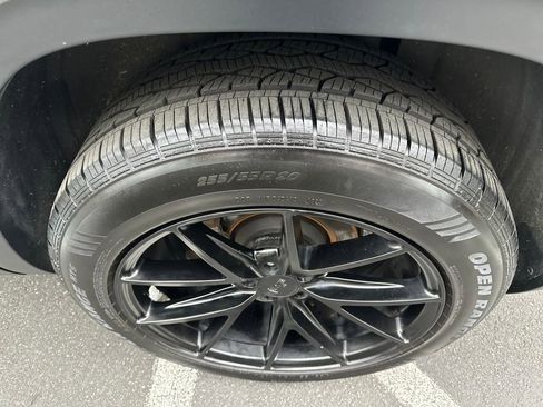 Used 2018 Volkswagen Atlas SE image 27