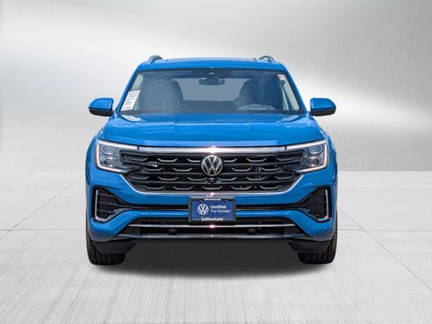Certified 2025 Volkswagen Atlas SEL Premium R-Line AWD/4WD image 2