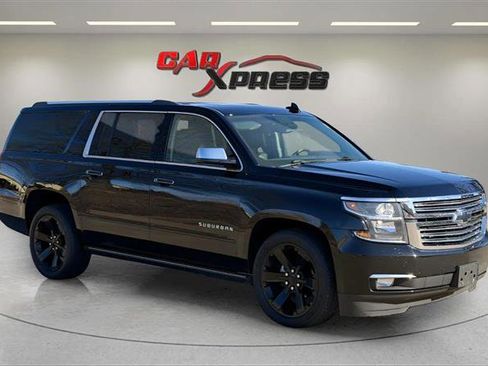 Used 2017 Chevrolet Suburban Premier image 6