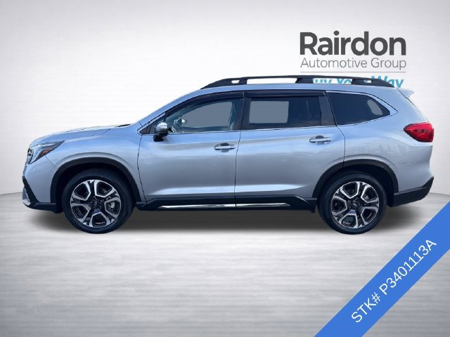 Used 2023 Subaru Ascent Limited w/ Technology Package AWD/4WD image 4