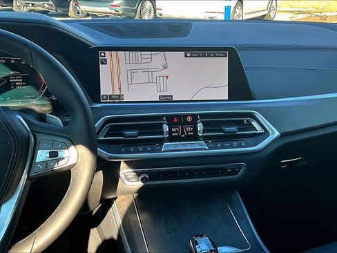 Used 2022 BMW X5 sDrive40i w/ Luxury Seating Package image 7