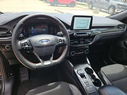 Used 2025 Ford Escape ST-Line AWD/4WD image 16