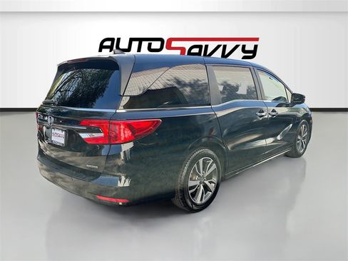 Used 2023 Honda Odyssey Touring image 7