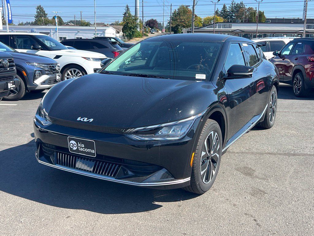 Used 2024 Kia EV6 Wind RWD image 3