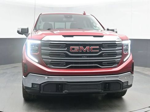 Used 2023 GMC Sierra 1500 SLT w/ SLT Premium Plus Package AWD/4WD image 3
